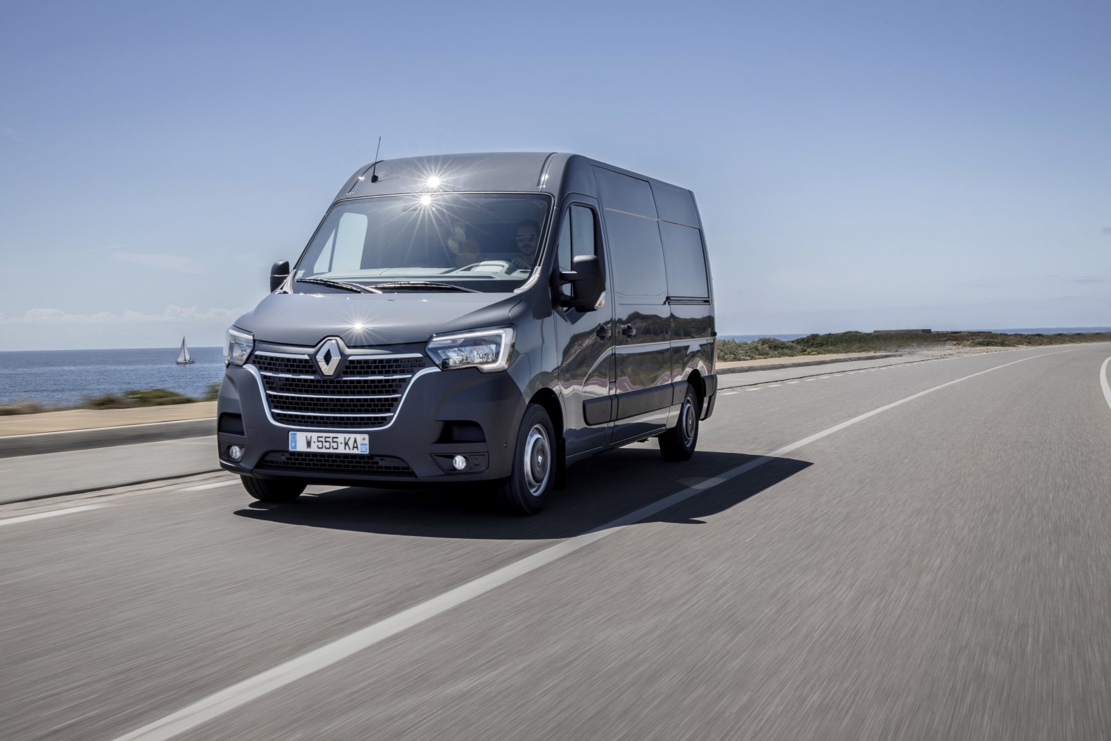 Renault Master Commercial Vehicle Rental - Munsterhuis